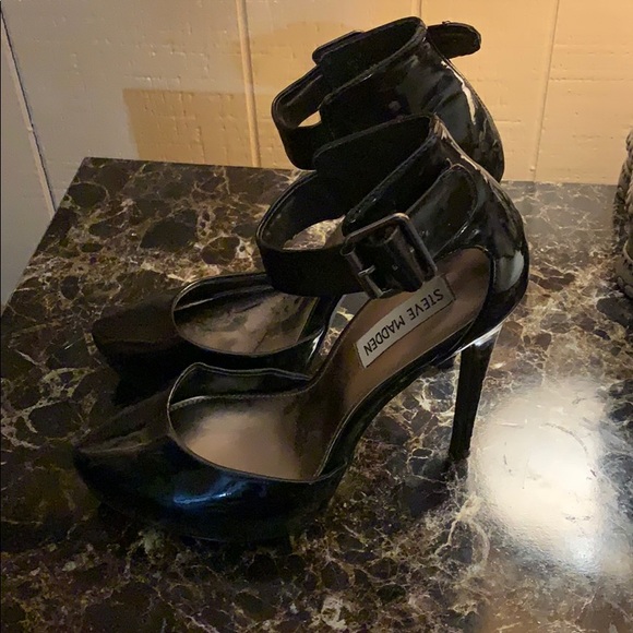 COPY - 🖤Black patent leather strap heels🖤 - Picture 2 of 4
